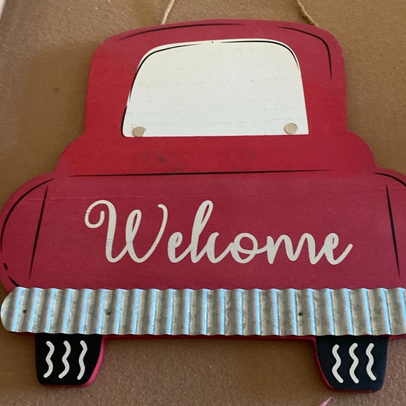 Changeable Holiday Wooden Sign - Picture 5 of 5